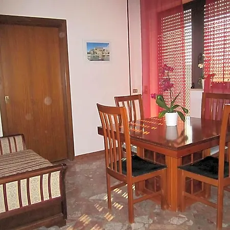 Casa Raffaella 住宿加早餐酒店