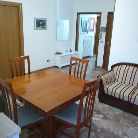 Casa Raffaella Bed & Breakfast 3*